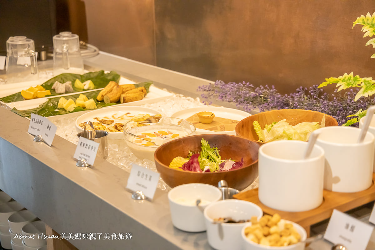 青埔商旅  位於桃園青埔媲美飯店等級的早餐與房間景觀 桃機出國前一晚的住宿首選 @About Hsuan美美媽咪親子美食旅遊