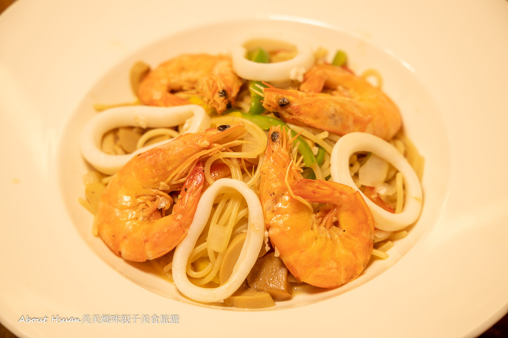 苗栗住宿 苗栗大湖 巧克力雲莊  泡溫泉 巧克力DIY 一泊二食 親子住宿景點 @About Hsuan美美媽咪親子美食旅遊